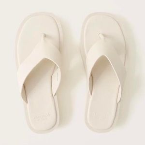 Abercrombie and fitch 90s sandal